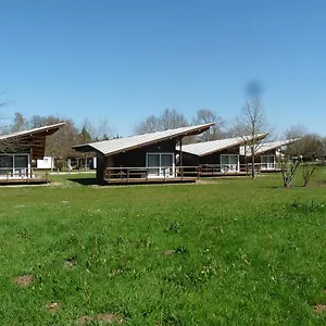 https://camping-la-chalaronne.hotels-rhonealpes.com